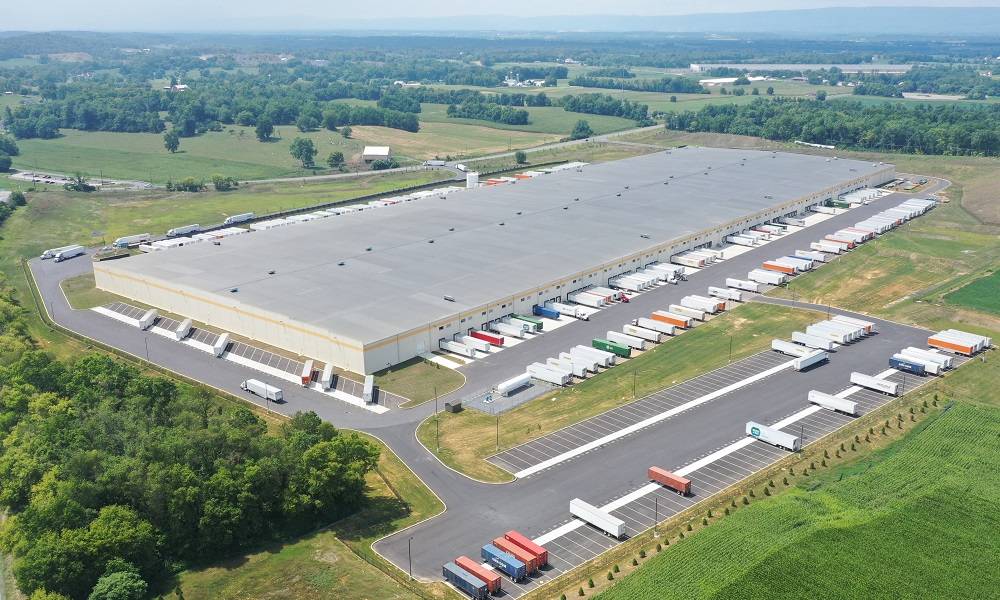 801 Centerville warehouse truck parking