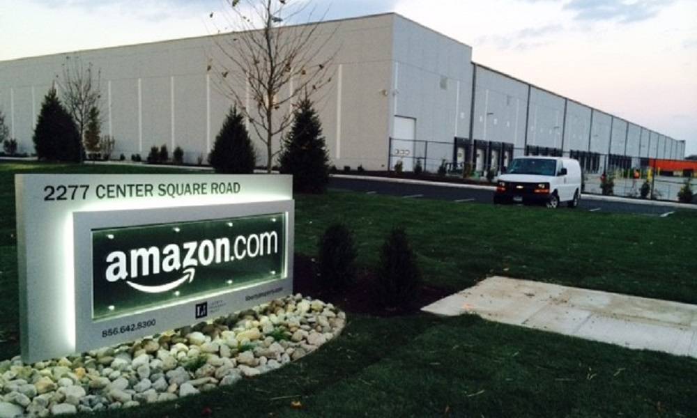 Amazon Fulfillment Center in NJ Exterior view with sign - rendering