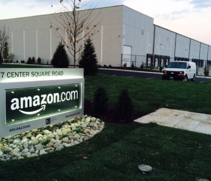 Amazon Fulfillment Center in NJ Exterior view with sign - rendering