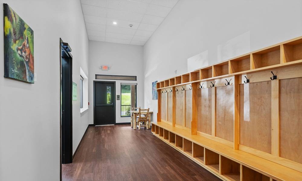 Carter_Family_Youth_Center_entry_hall_
