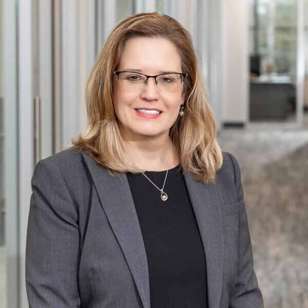 Lisa Kuester headshot