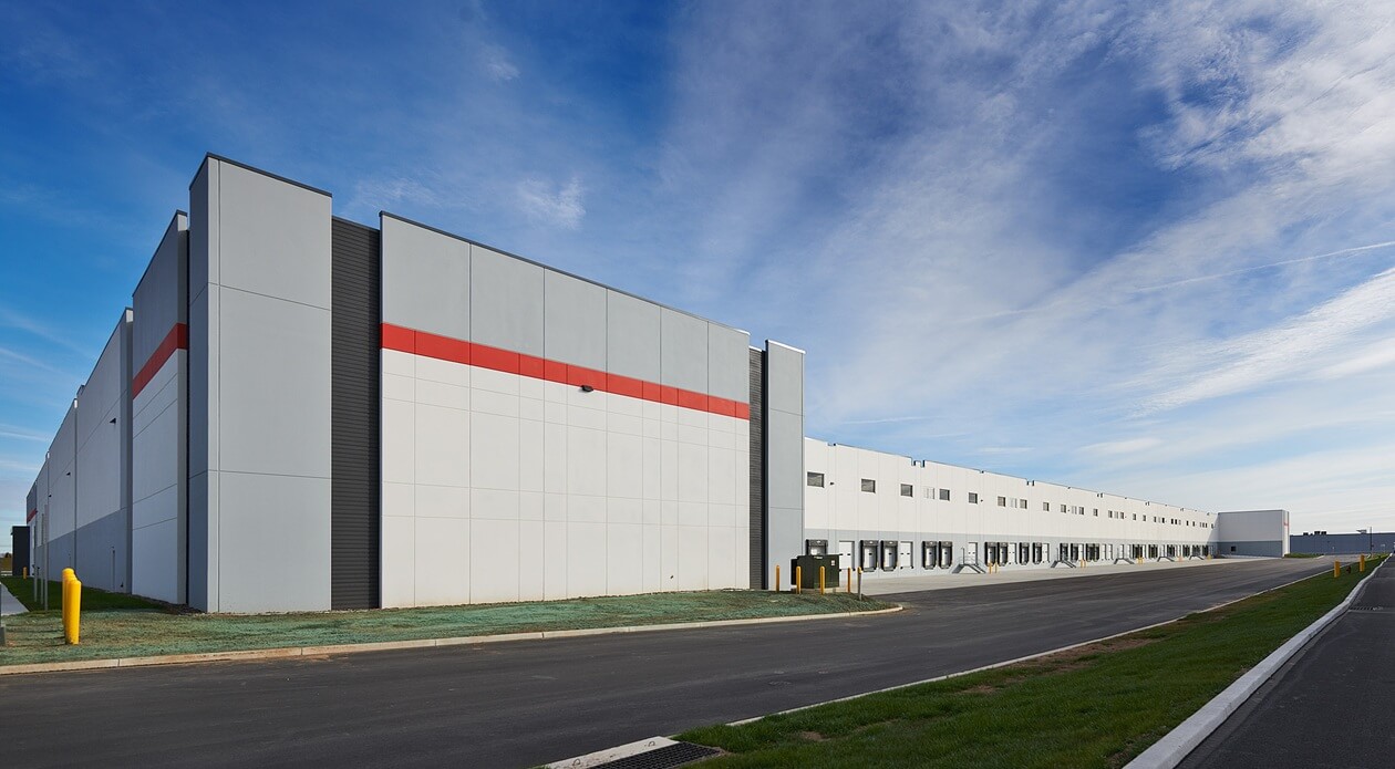 MRP Park 33 Warehouse Side View of Dock Doors