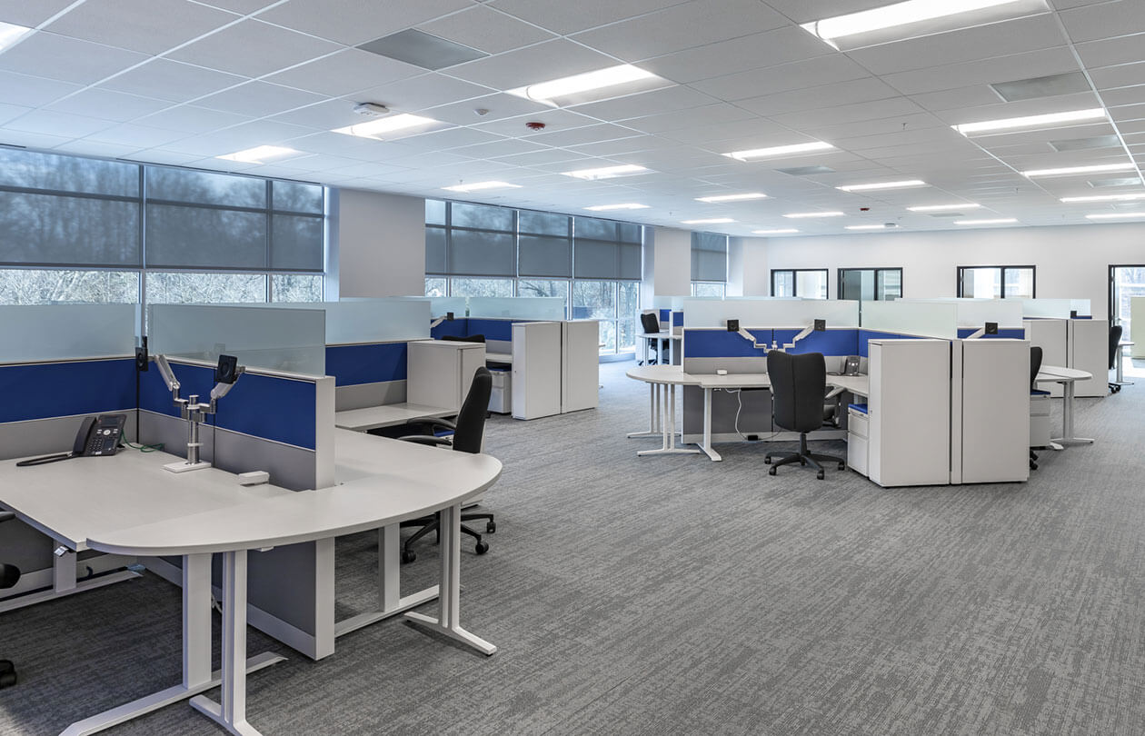 multiple cubicle spaces