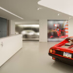algar ferarri interior with car