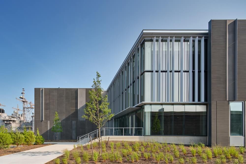 2500_LIberty_entrance_view