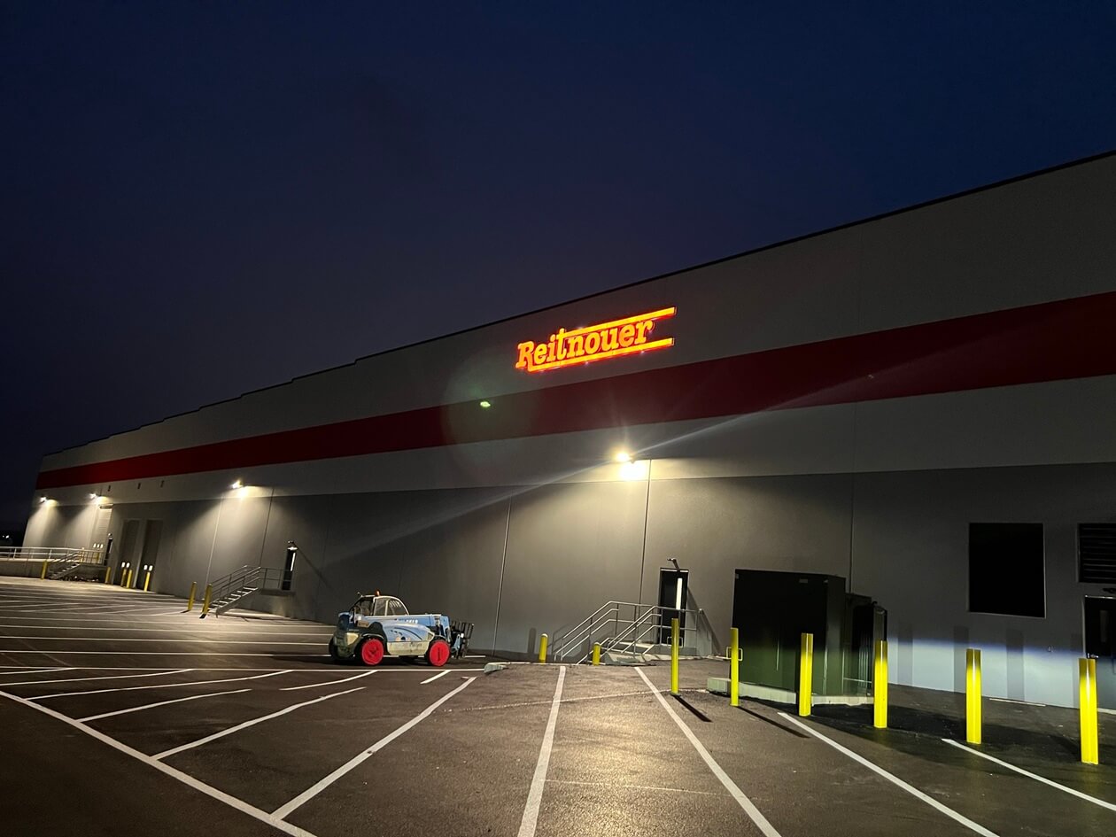 Reitnouer Exterior Side View with Sign