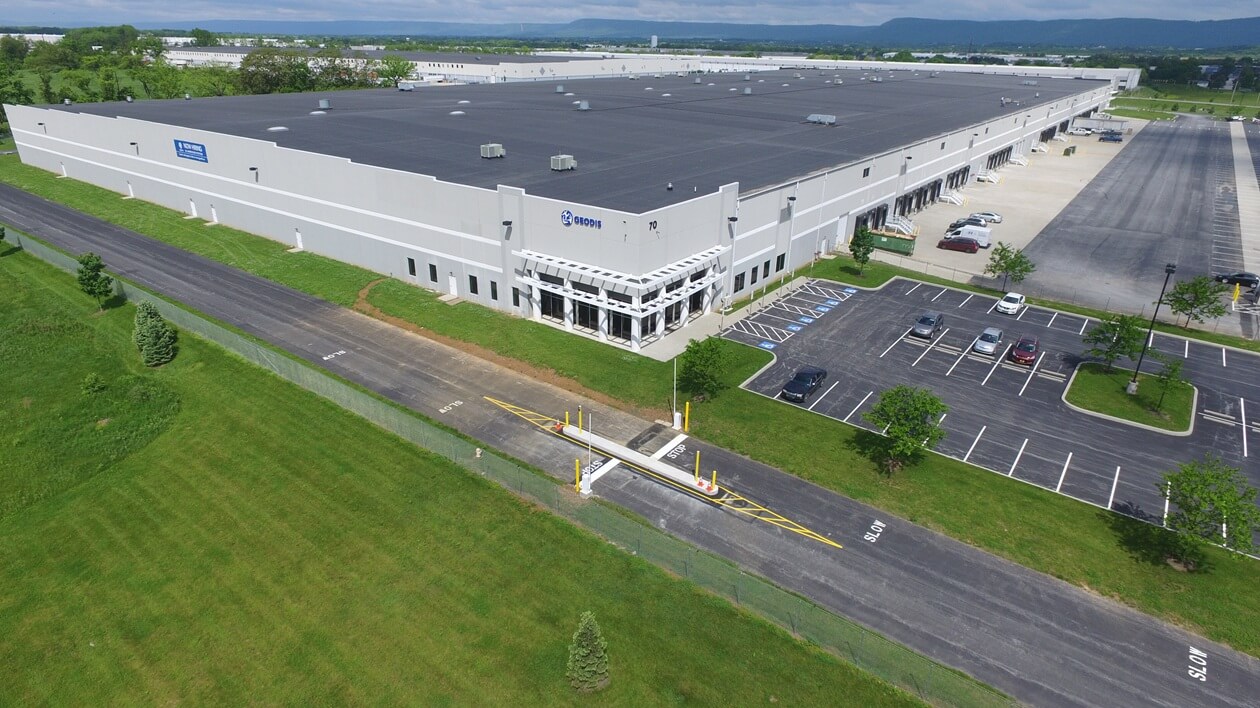 GEODIS Exterior MAIN